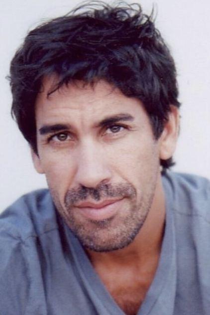 Robert Montano - Actor Profile Photo