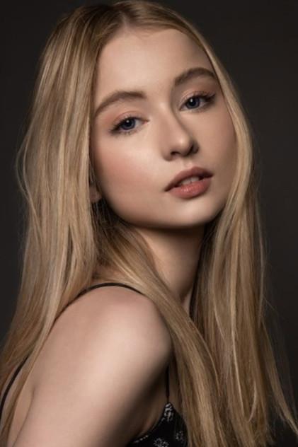 Lacey Oake - Actor Profile Photo