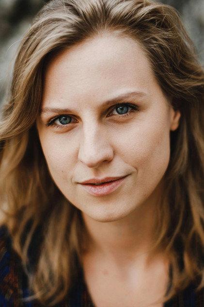 Victoria Hauer - Actor Profile Photo