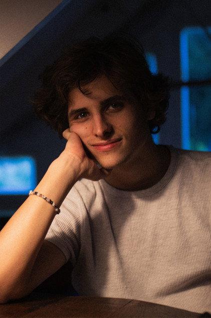 Víctor Lasala - Actor Profile Photo