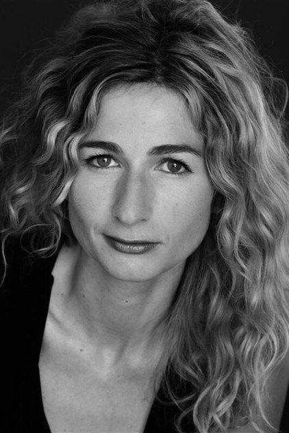 Léonore Confino - Actor Profile Photo