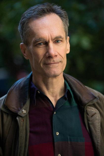 Curzon Dobell - Actor Profile Photo