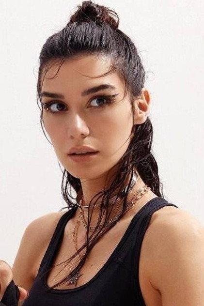 Burcu Kiratli - Actor Profile Photo