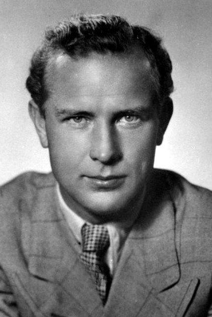 Viktor Staal - Actor Profile Photo