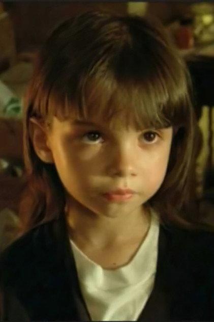 Anaïs Bret - Actor Profile Photo