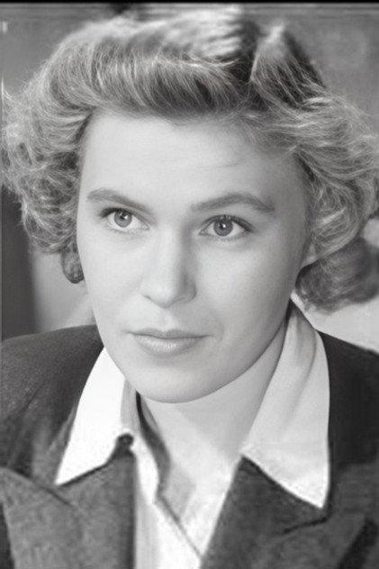 Elena Volskaya - Actor Profile Photo