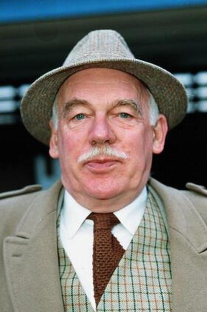 Arthur Pentelow - Actor Profile Photo