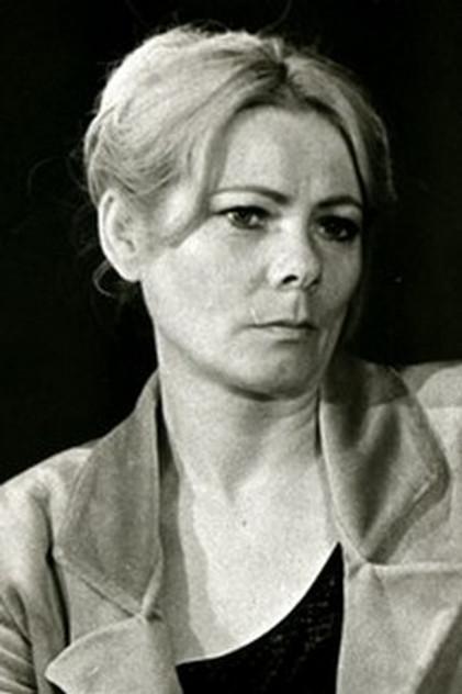 Wanda Ostrowska - Actor Profile Photo