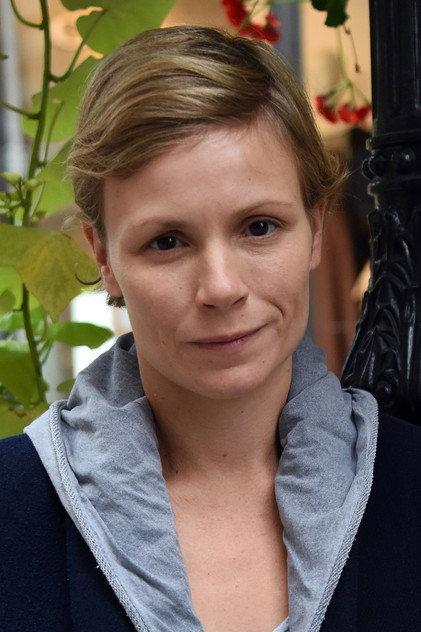 Orsi Tóth - Actor Profile Photo
