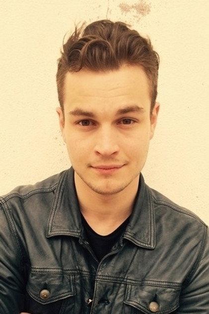 Renaud Barrat - Actor Profile Photo