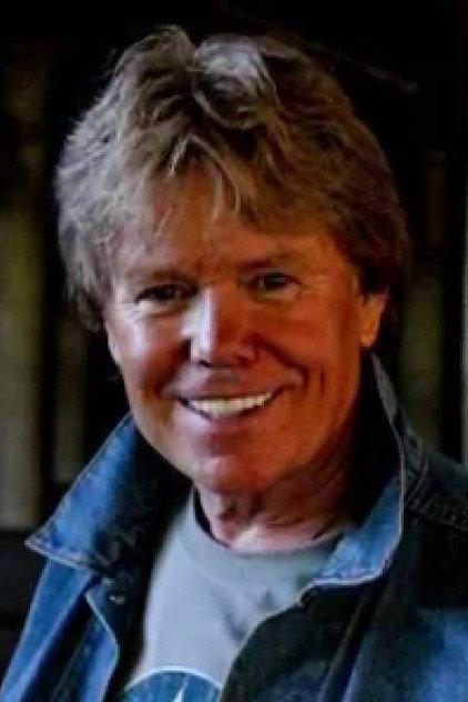 Dave Peel - Actor Profile Photo