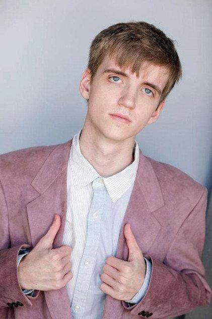 Bing Brazeau - Actor Profile Photo