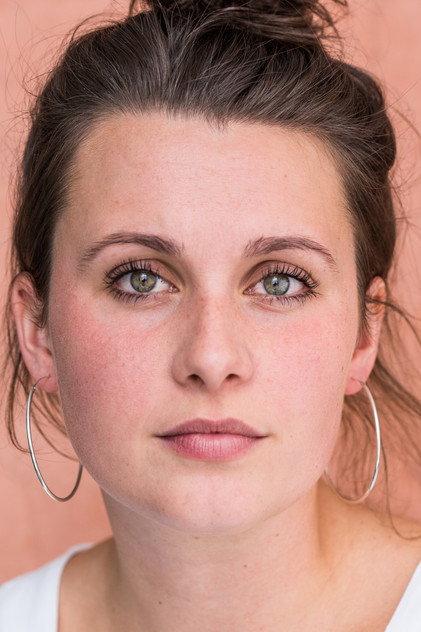 Molly McGlynn - Actor Profile Photo