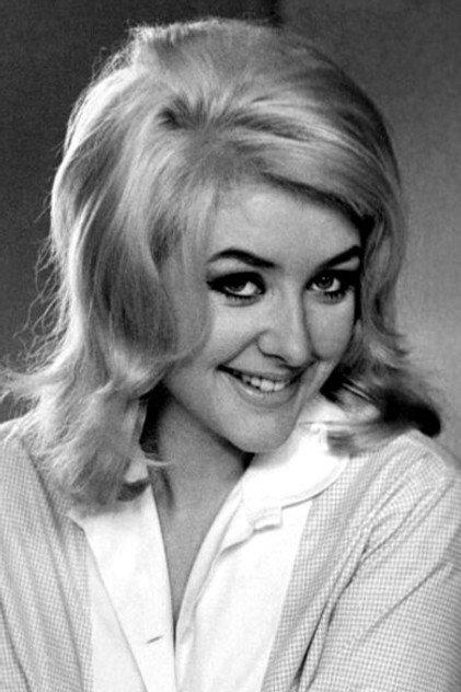 Angela Lovell - Actor Profile Photo
