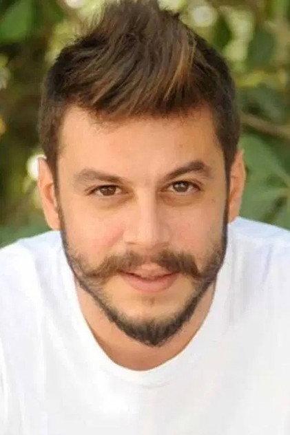 Leonidas Kalfagiannis - Actor Profile Photo