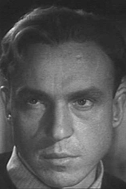 Wilhelm Kosach - Actor Profile Photo