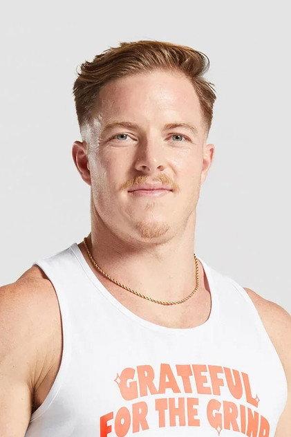 Noah Ohlsen - Actor Profile Photo