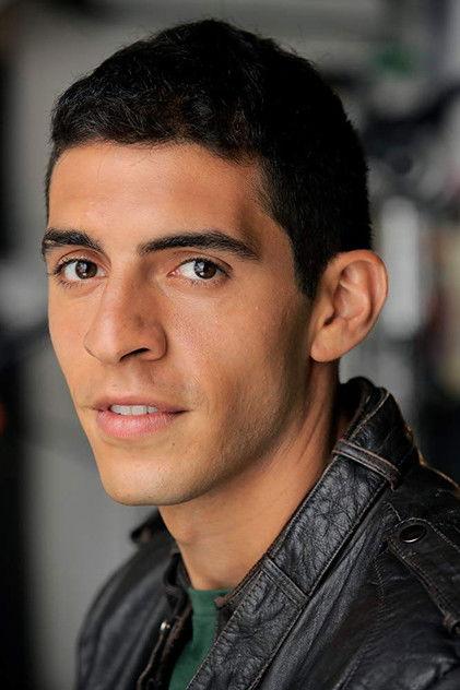 Julian Maroun - Actor Profile Photo