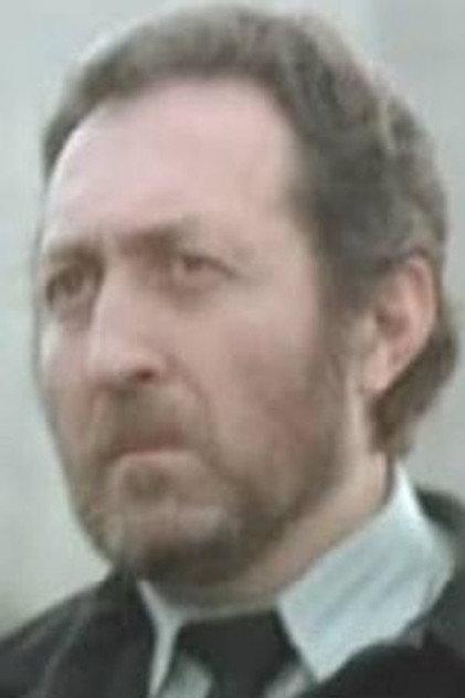 Louis Lyonnet - Actor Profile Photo