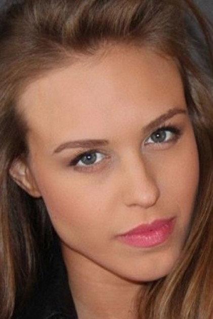 Anna Gallyamova - Actor Profile Photo