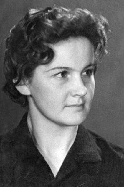 Irina Efremova - Actor Profile Photo