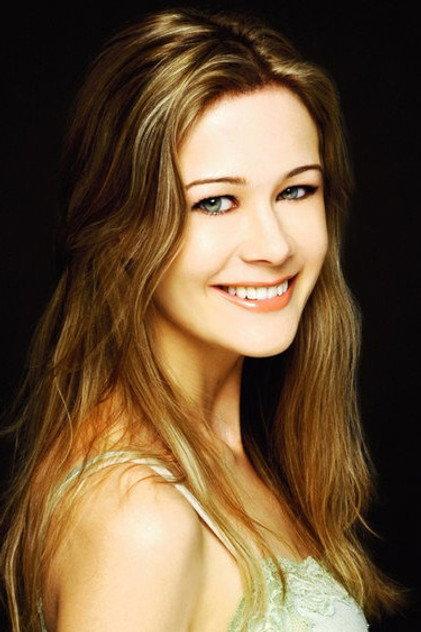 Michal Sinnott - Actor Profile Photo