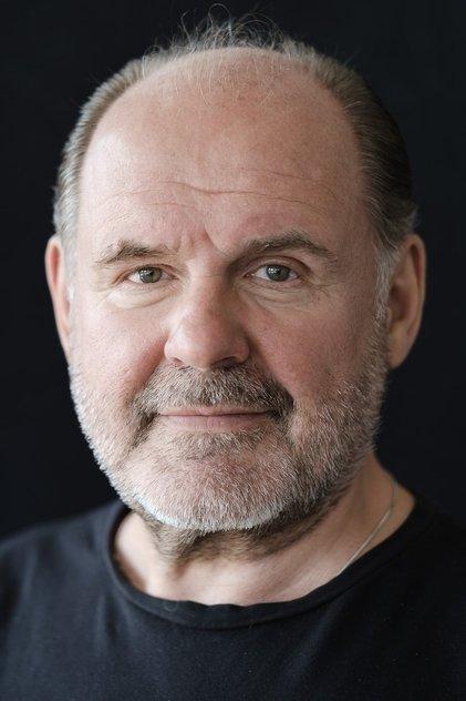 August Schmölzer - Actor Profile Photo