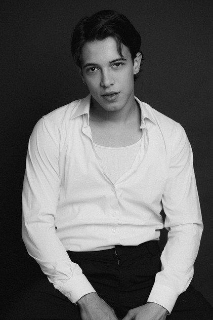 Cruz Carini - Actor Profile Photo