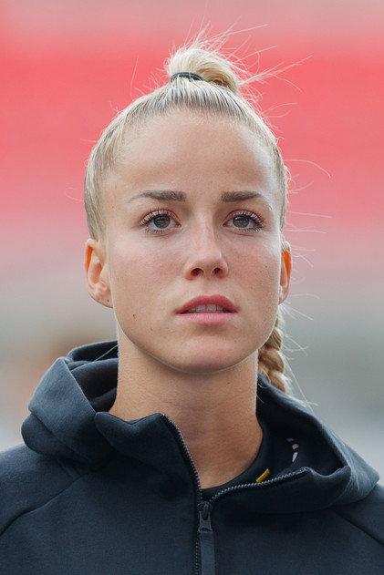 Giulia Gwinn - Actor Profile Photo