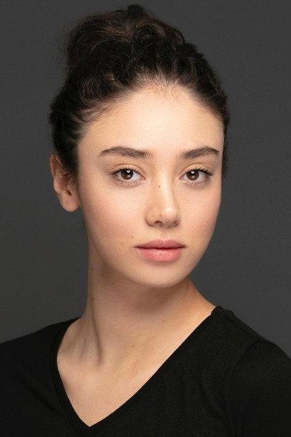Gizem Sevim - Actor Profile Photo