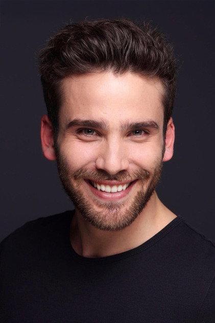 Oğuzhan Karbi - Actor Profile Photo