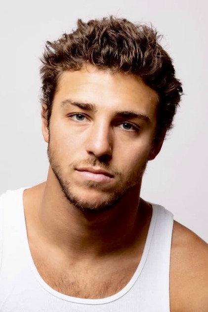 Tanner Zagarino - Actor Profile Photo