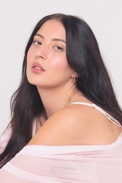 Molly Vasileva - Actor Profile Photo