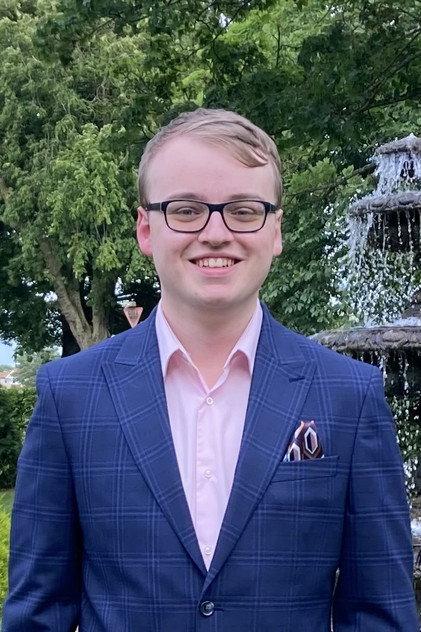 Louie Faulkner - Actor Profile Photo