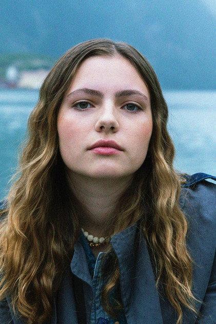 Billie Barker - Actor Profile Photo