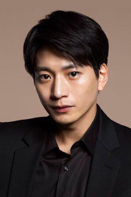 Osamu Mukai - Actor Profile Photo