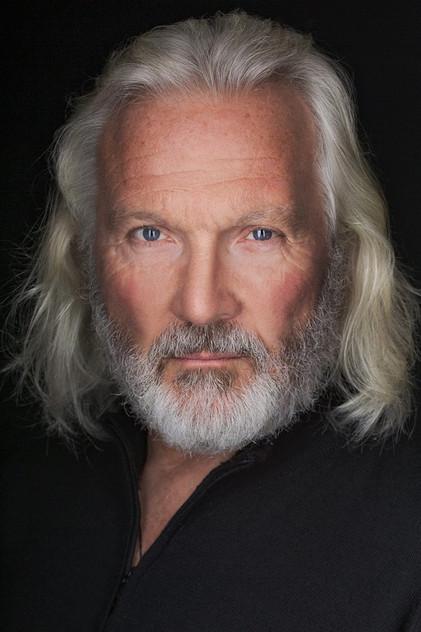 Chris Beaumont - Actor Profile Photo