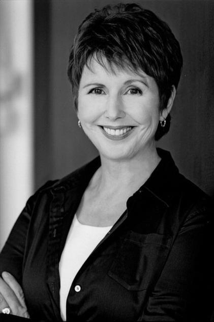 Elva Mai Hoover - Actor Profile Photo