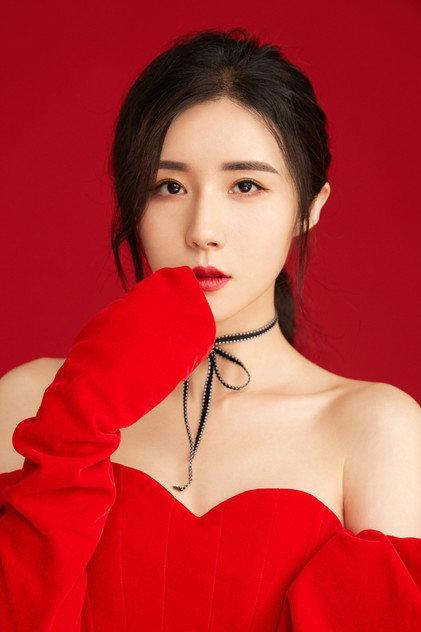 Anna Fang - Actor Profile Photo