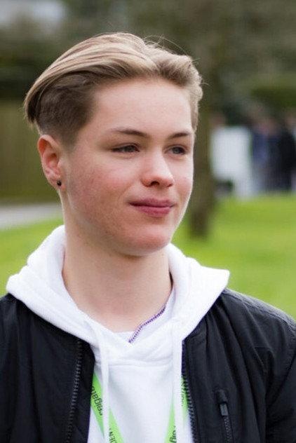 Finn Russell - Actor Profile Photo