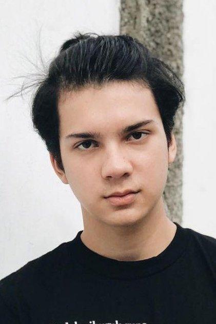 Endy Arfian - Actor Profile Photo