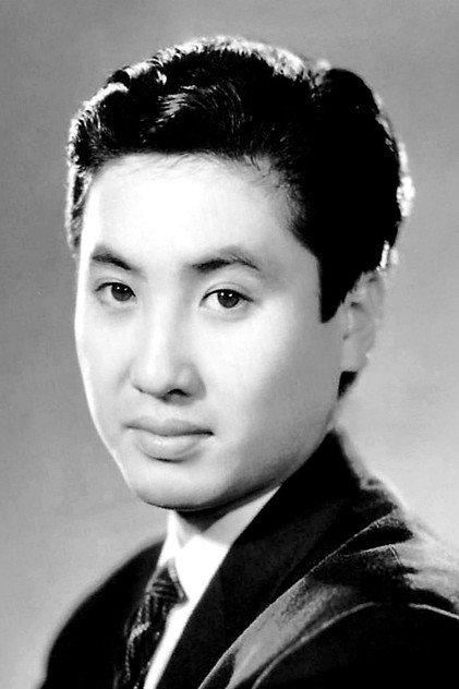 Kinnosuke Nakamura - Actor Profile Photo