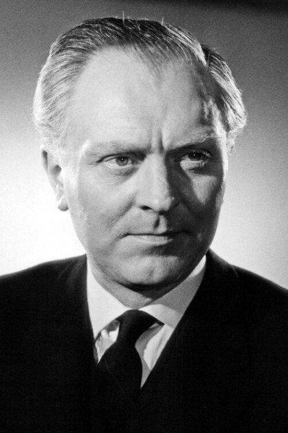 Ernst Waldow - Actor Profile Photo
