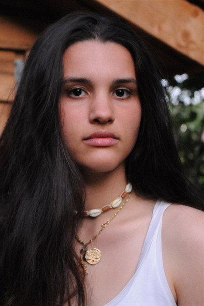 Kenza Benbouchta - Actor Profile Photo