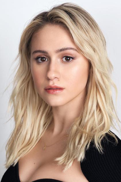 Maria Bakalova - Actor Profile Photo