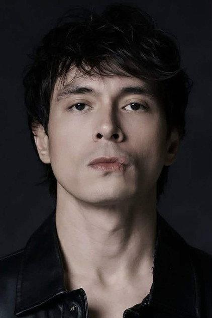 Jake Cuenca - Actor Profile Photo