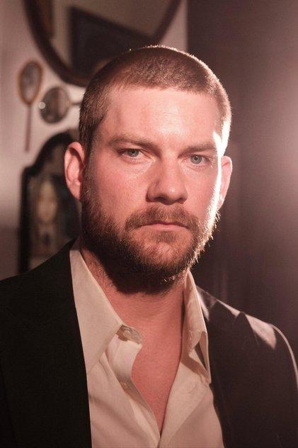 Jake Weary - Actor Profile Photo