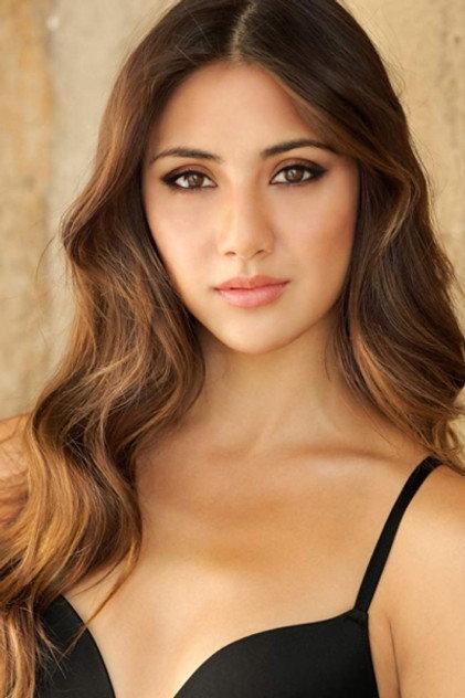 Lauren Rhoden - Actor Profile Photo