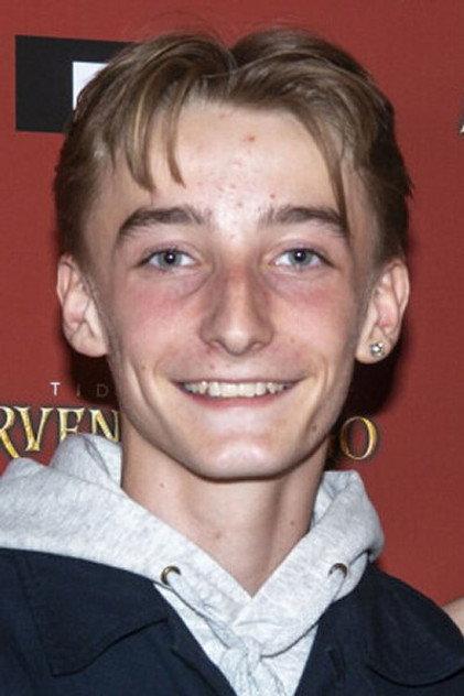 Julian Brix - Actor Profile Photo