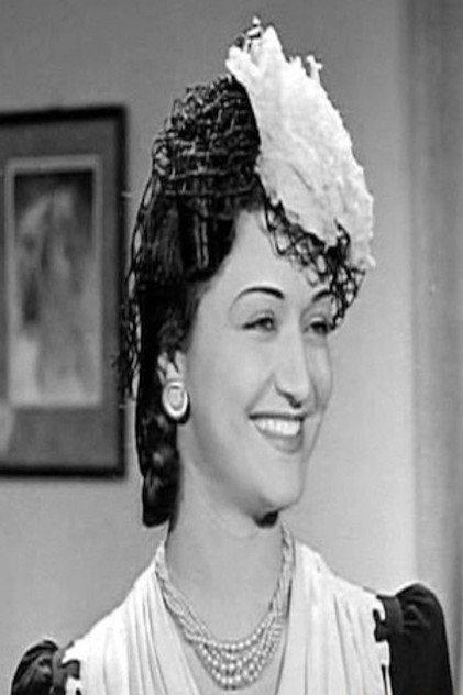 Amina Sherif - Actor Profile Photo